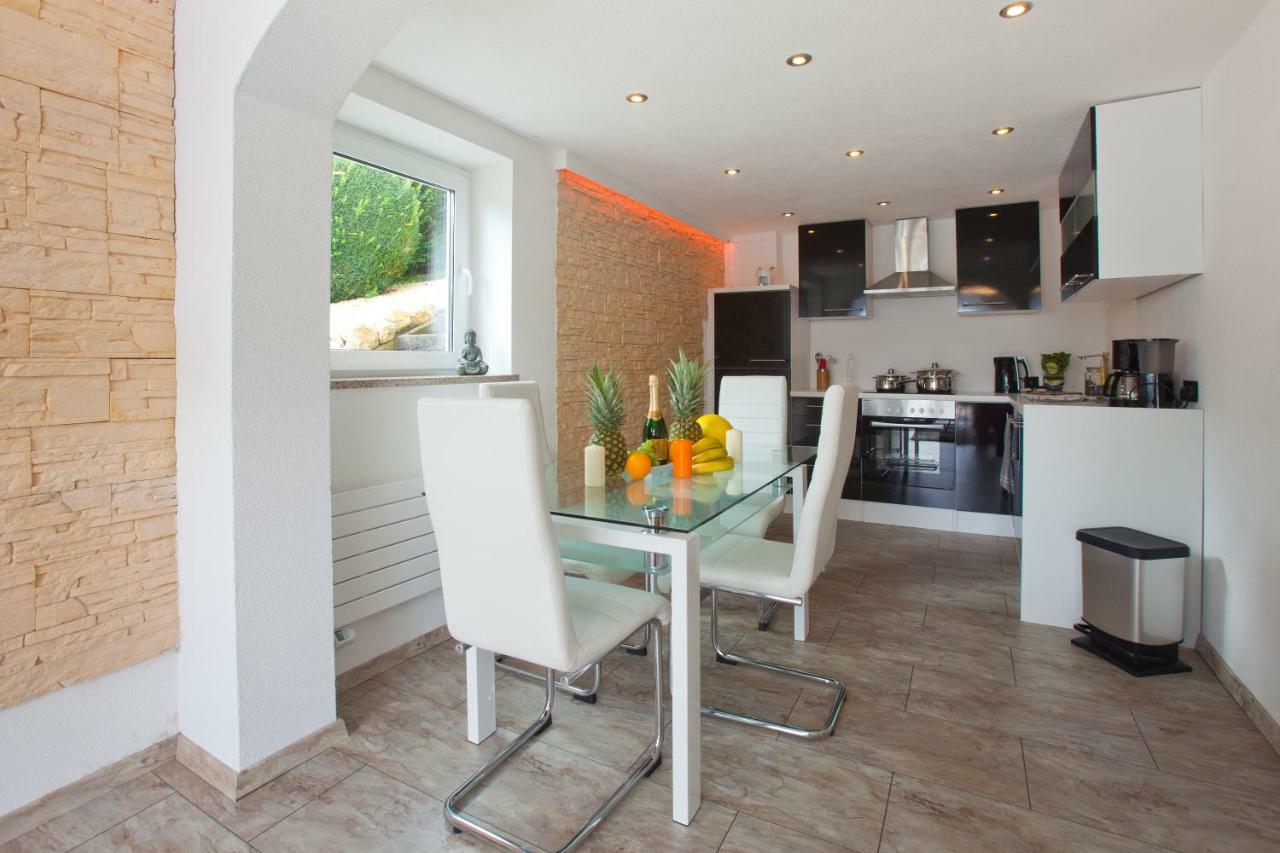 Residenz Cheval Messe Fn Villa Равенсбург Екстериор снимка